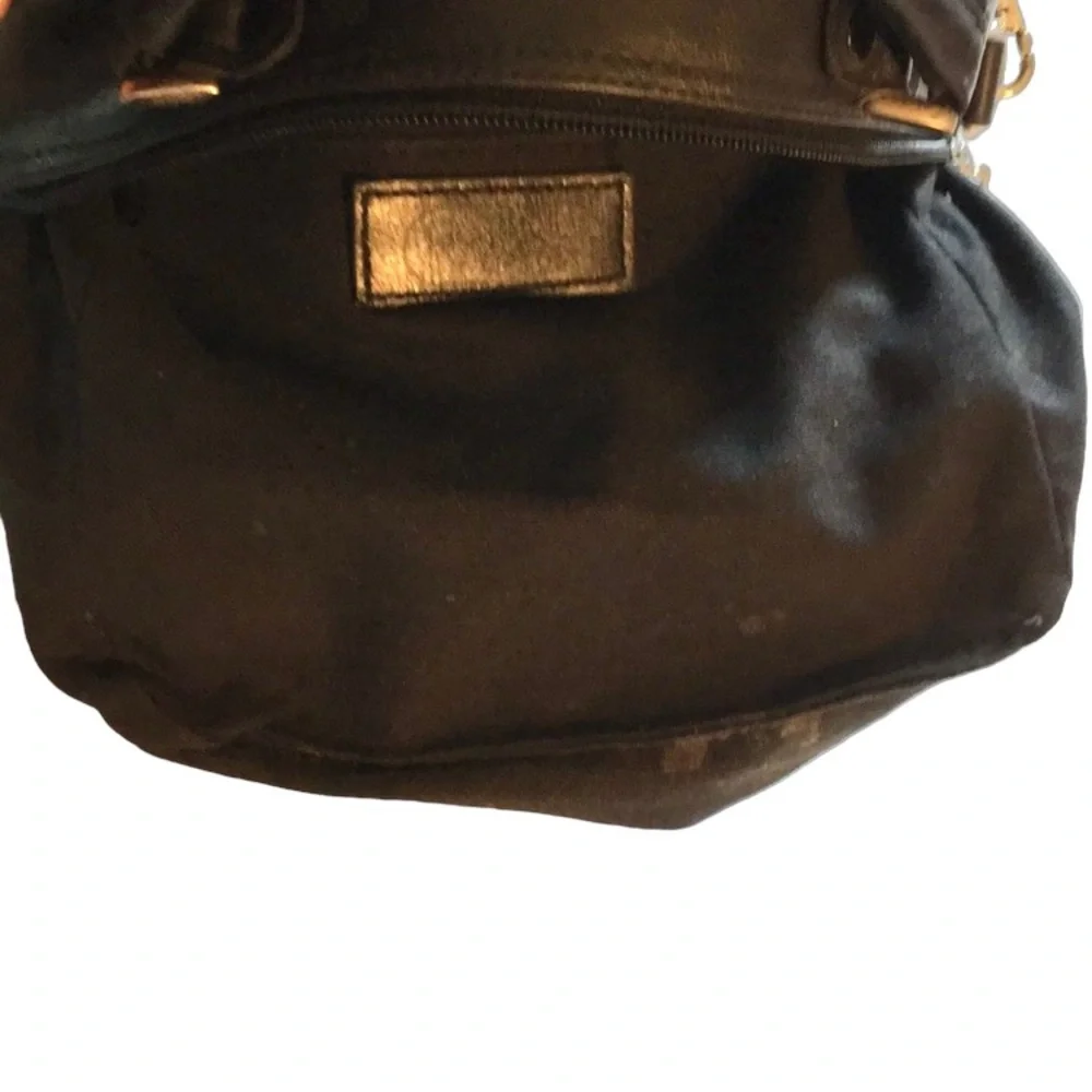 AUSTIN DESIGNS All Leather Vintage Black Crossbody Bag